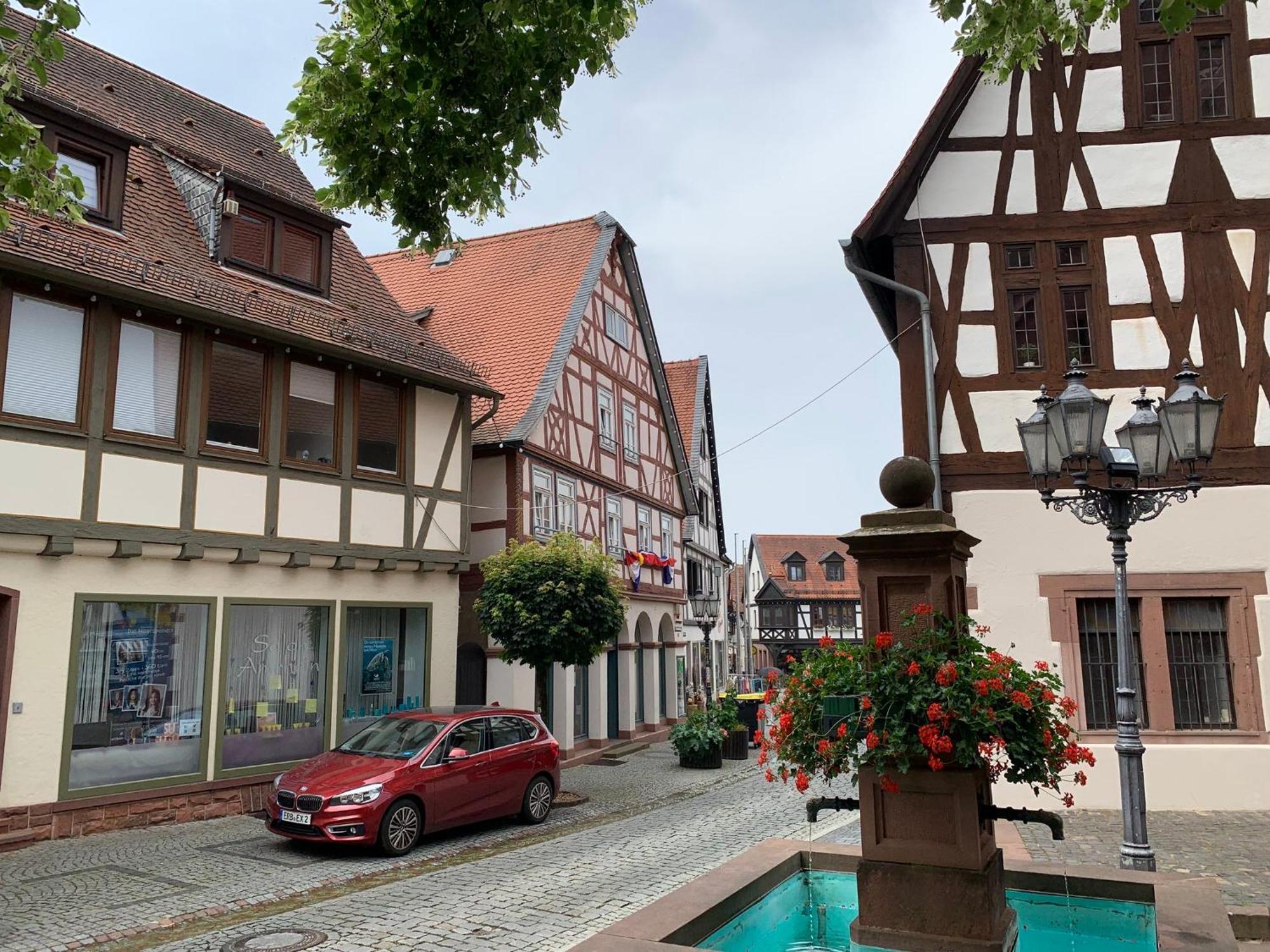 Apartment Am Historischen Rathaus Michelstadt Ngoại thất bức ảnh
